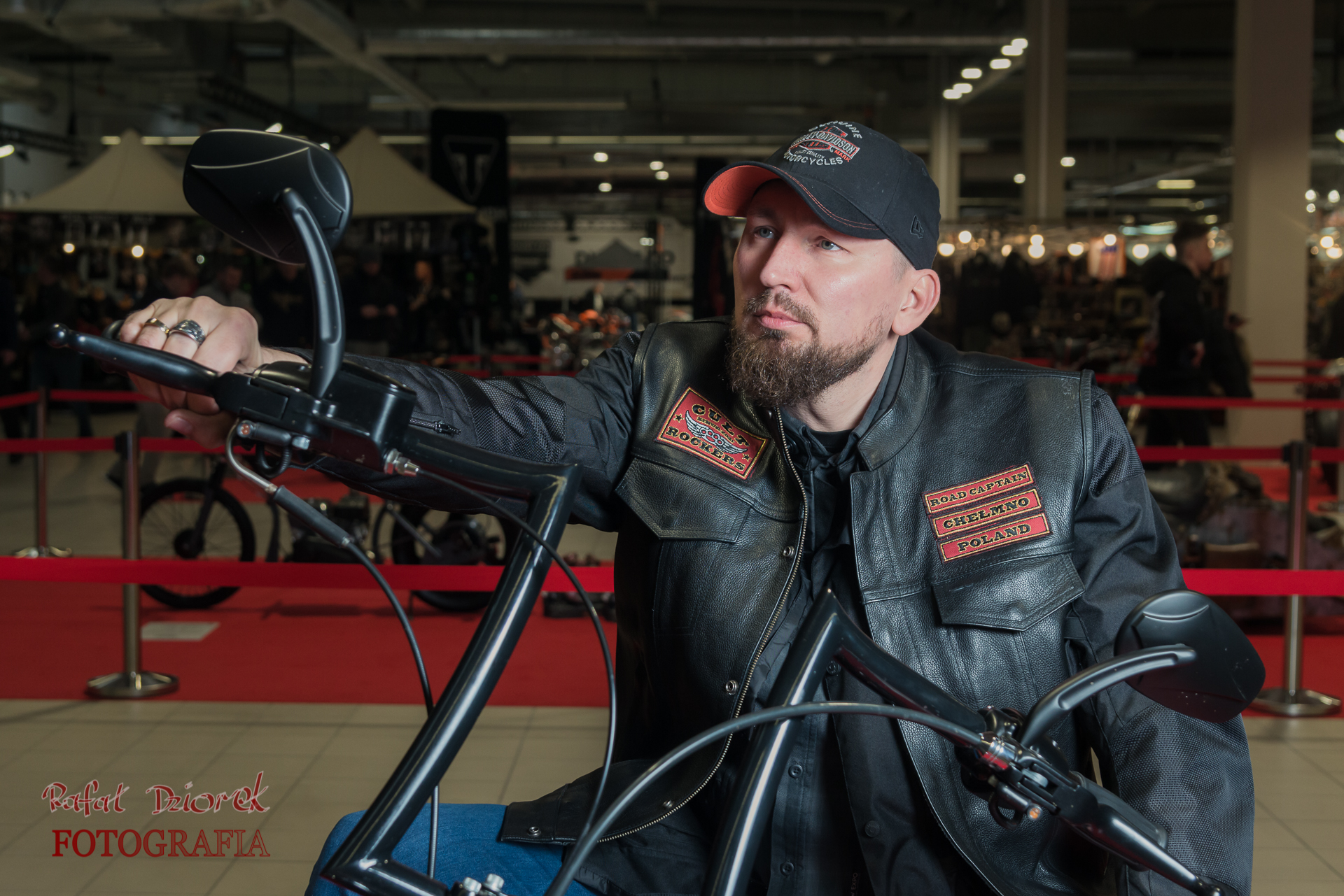 Reportaż eventowy – atmosfera i odwiedzający na Polish Custom Show