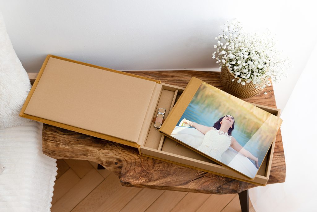 album ślubny Warszawa – fotoalbum premium nPhoto w beżowej oprawie