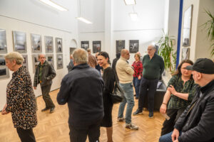 Fotografia eventowa Warszawa - Wernisaż fotografii